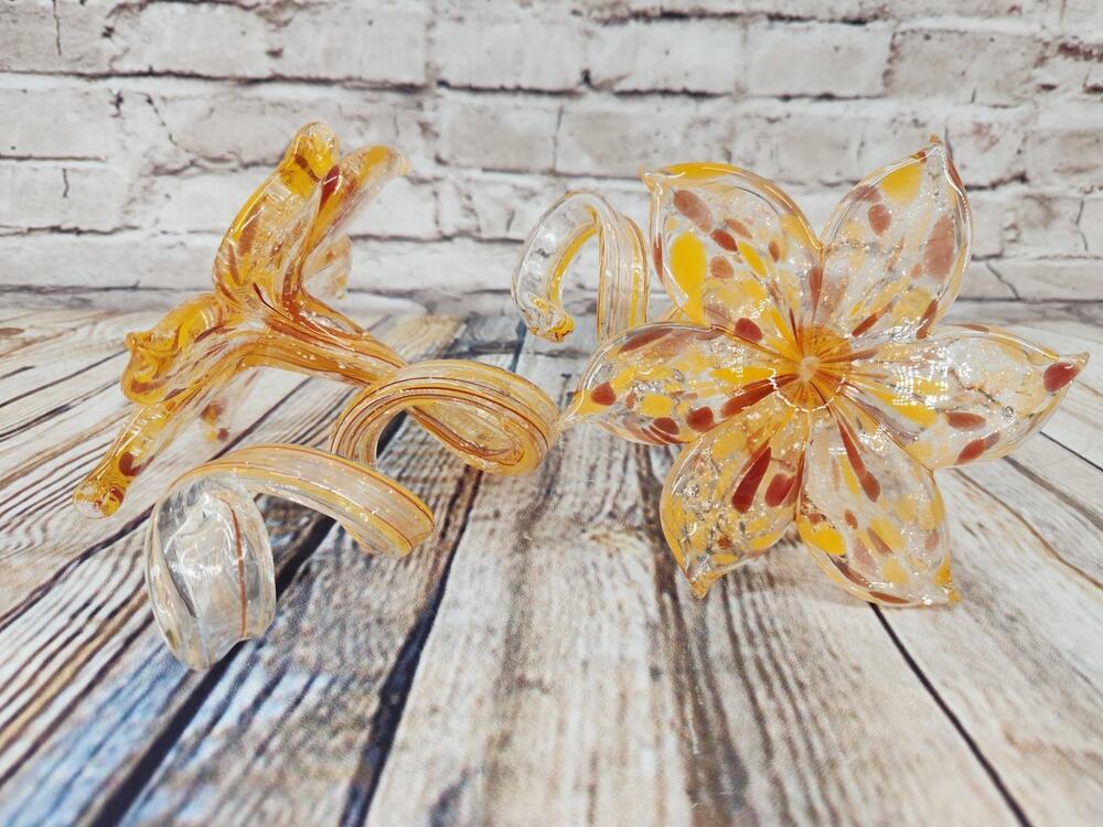 Lot Of 2 Vintage Murano Italy Blown Art Glass Flowers Orange Curly Stems